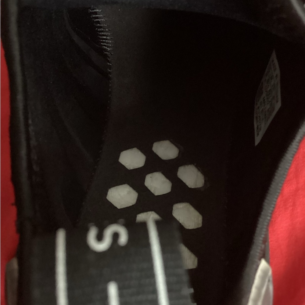 ADIDAS RUNNING SHOES NMD R1 - Picture 9 of 13
